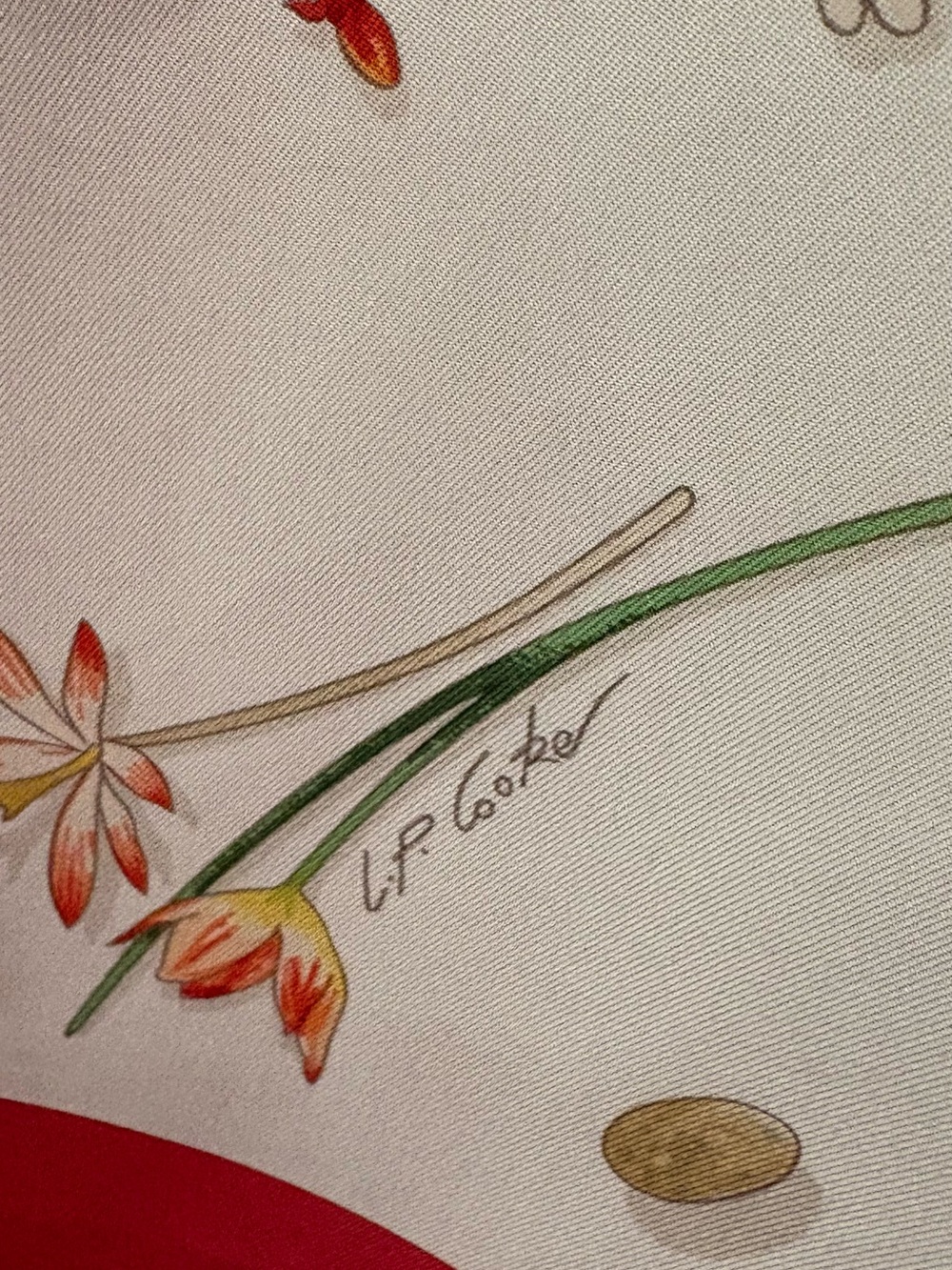 HERMES Vintage Fleurs et Plumes Silk Scarf 
Carre 90 by Leigh P Cooke - Picture 6 of 7